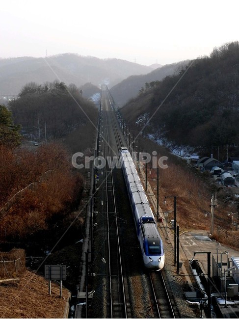 열차,철도,기차,고속열차,전철,지하철,하늘,철길