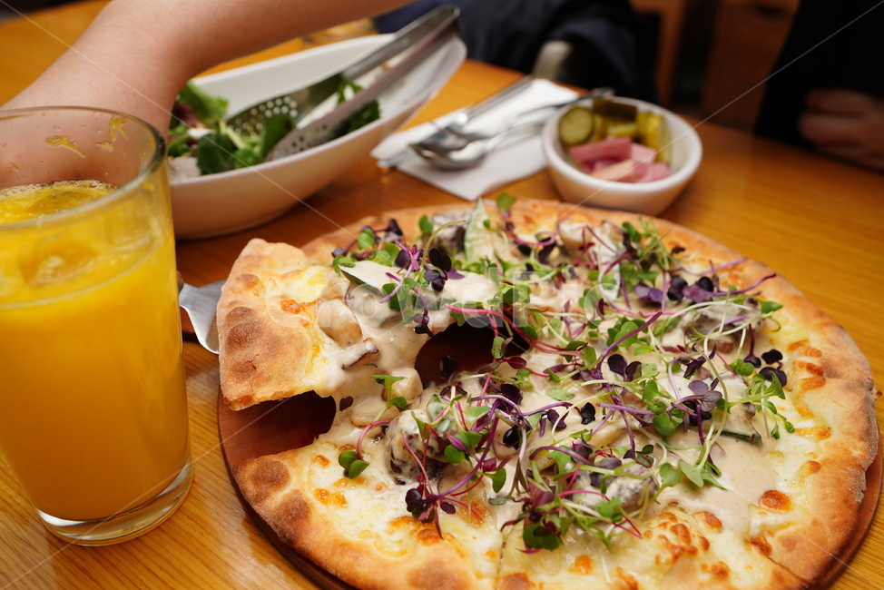 피자,핏자,이태리,빵,음식,데이트,식사,먹거리,푸드,치즈,먹방,양식,고기,pizza,italy,음식,식재료,요리,food,cook,meal,dishes,food reserves,양식,서양음식,서양요리,western food,western dishes,western meal,western cook