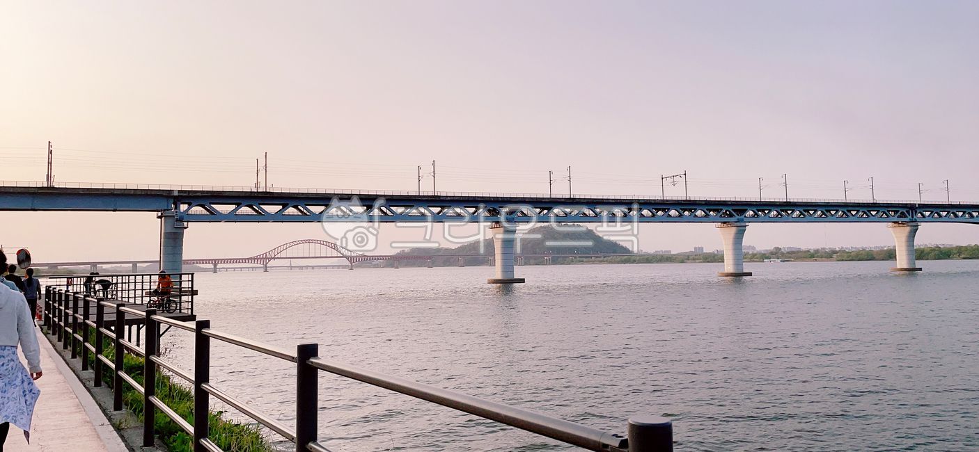 Magong Naru,Magog,Han River Bridge,bicycle road,Han River view,bridge,river,Han River