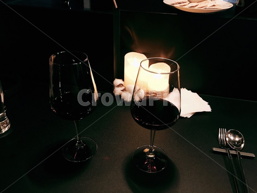와인,분위기,연말,데이트,저녁식사,기념일,축하,anniversary,congratulation,celebrate,celebration,술,주류,alcohol
