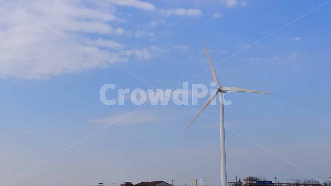 하늘,풍차,구름,풍경,나무,sky,cloud,three,산업,industry,industrial,에너지산업,energy industry,motor,모터,engine,엔진,machine,기계