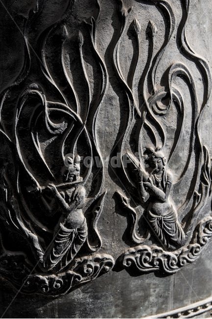 범종,금속,문화유산,비천상,조각,문양,무늬,한국전통,한국문화,korean traditional,korean culture,종교,신앙,religion,belief,faith