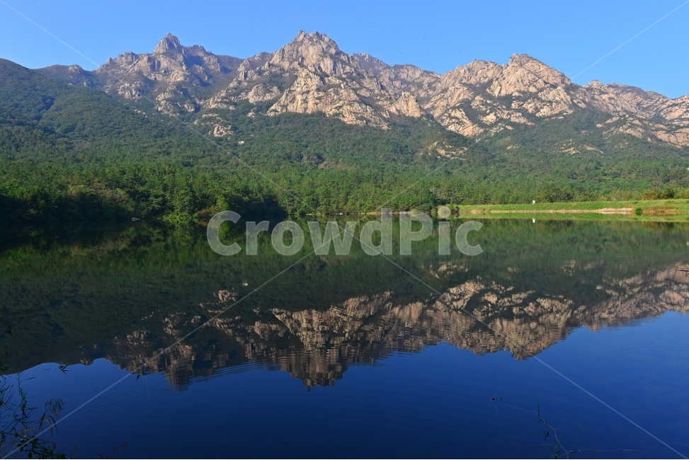 전남,영암,사자저수지,저수지,반영,월출산,월출산반영,nature,자연,mountain,산,outdoors,옥외,mountainrange,산맥,water,물,자연,풍경,nature,landscape,한국자연풍경,한국자연경관,korea nature landscape