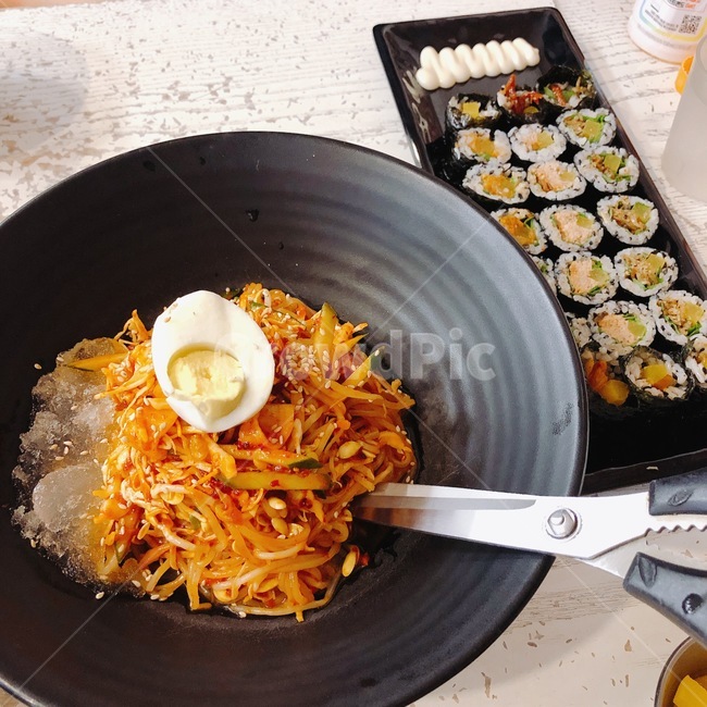 쫄면,김밥,분식,음식,food,dish