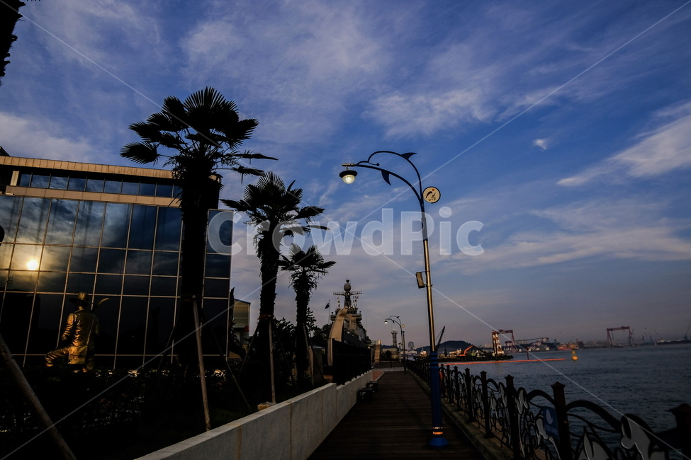 울산,장생포,해질녁,노을,바다,고래,구름,가로등,whale,dolphin,boardwalk,bridge,silhouette