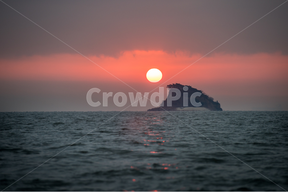 바다,풍경,구름,하늘,sky,sun,sunset,cloud,landscape,일출,매도랑,섬,태양,해,sea,island,노을,샤크섬,자연,풍경,nature,landscape,outdoors,옥외,land,땅,ocean,대양,water,물,shoreline,해안선