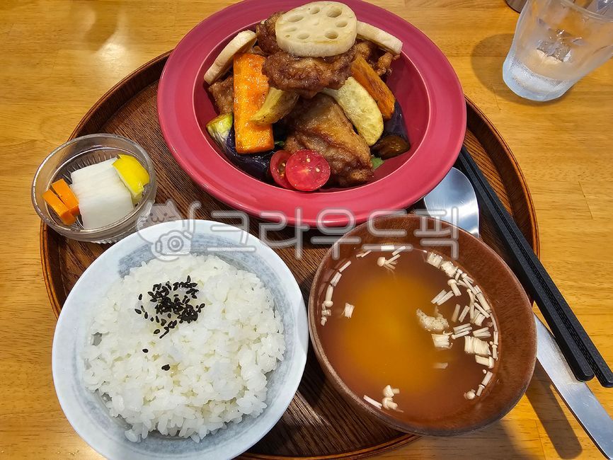 탕수육,가지튀김,된장국,도시락정식,일본정식,일본식가정식,일본음식,음식,japan,식재료,요리,food,cook,meal,dishes,foodreserves,일식,일본요리,japanesefood,japanesedishes,japanesemeal,japanesecook