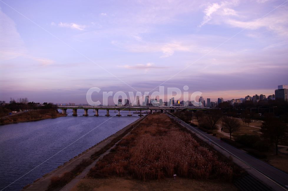 도시,서울,한강,하늘,구름,풍경,노을,일몰,sunset,도시,풍경,city,landscape,한국도시풍경,한국도시경관,korea cityscape,water,물