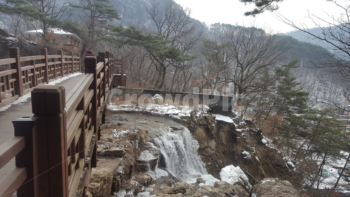산정호수,포천산정호수,호수,겨울산정호수,눈내린산정호수,눈내린호수,겨울호수