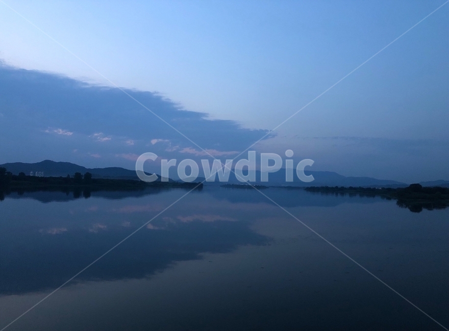 water,물,자연,nature,옥외,강,호수,대칭,파란색,섬,구름,하늘,경치,배경,자연,풍경,nature,landscape,outdoors,land,땅