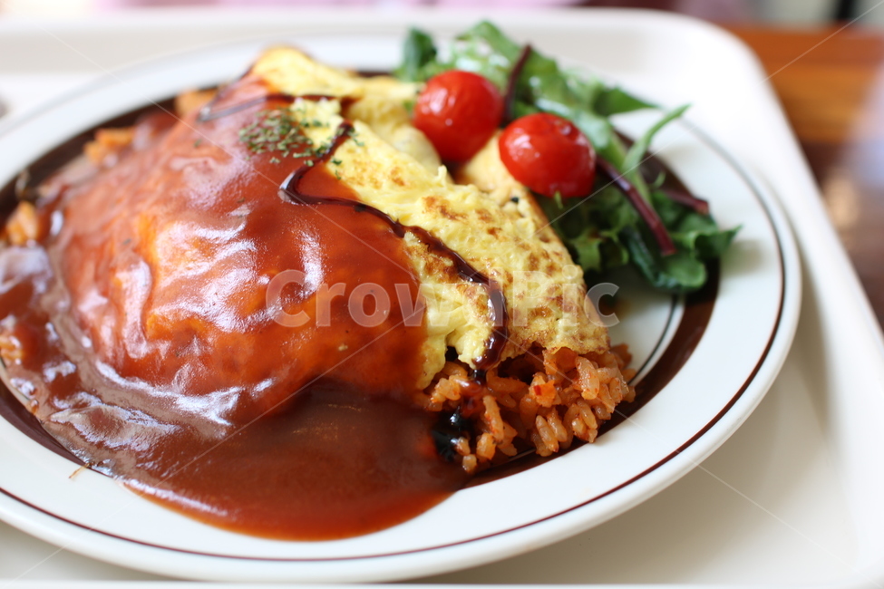 오므라이스,밥,달걀,방울토마토,양식,계란요리,식사,음식,음식,식재료,요리,food,cook,meal,dishes,food reserves,양식,서양음식,서양요리,western food,western dishes,western meal,western cook