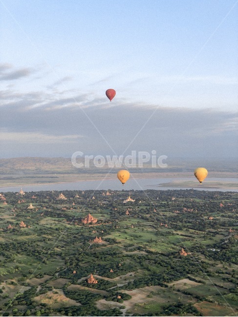 bagan,myanmar,hotairballoons,hotairballoon,travel,travelling,sky,mountain,mountains,여행,미얀마,바간,열기구,하늘,자연,시골,풍선,파고다,pagoda,절,temple,adventure,모험,leisure,레저