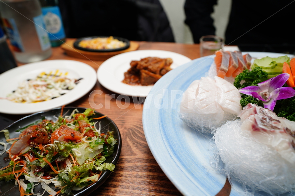 회,생선,안주,술안주,안주거리,음식,fish,날것,접시,먹거리,food,요리,dish,음식,식재료,요리,food,cook,meal,dishes,food reserves,일식,일본음식,일본요리,Japanese food,Japanese dishes,Japanese meal,Japanese cook