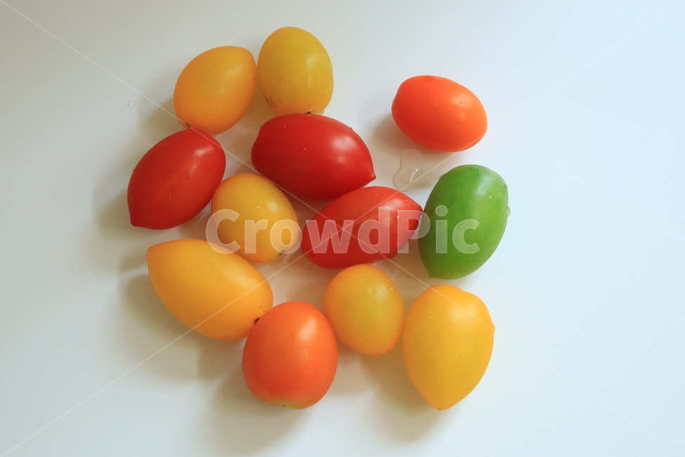 fruit,과일,토마토,tomato,방울토마토,열매,신선함,음식,food,야채,vegetables,노랑토마토,초록토마토,다이어트,dite,비타민,건강,미니,vitamin,작은토마토,과일,열매,fruit,채소,야채,vegetables