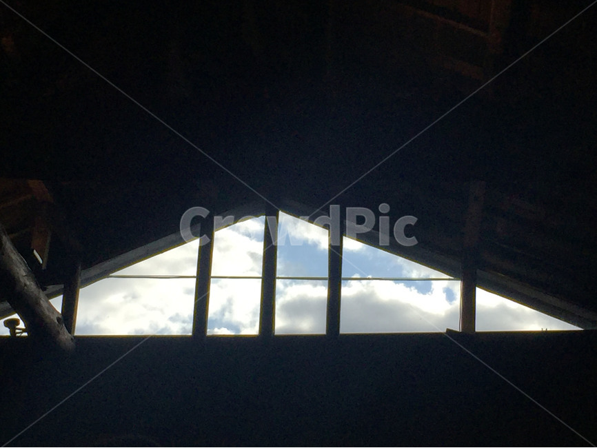 하늘,sky,창문,인테리어,집,interior,cloud,triangle,roof,wood,인테리어,실내디자인,interior design