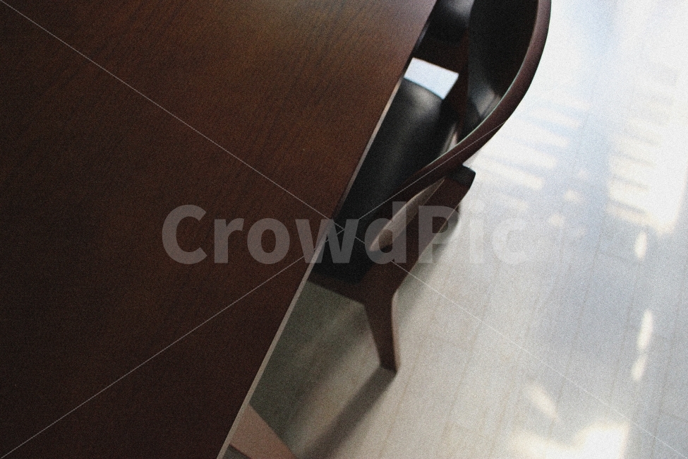 의자,식탁,모던,우드,인테리어,감성사진,공간,아늑한,그림자,햇살,빛,chair,table,modern,wood,interior,sensitive,shadow,sunshine,light,인테리어,실내디자인,interior design