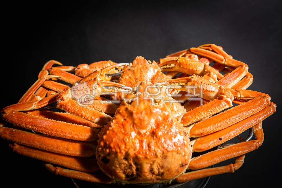seafood,Snow crab dish,Steamed snow crab,snow crab,Snow crab sauce,Russian snow crab,Snow crab meat,red crab