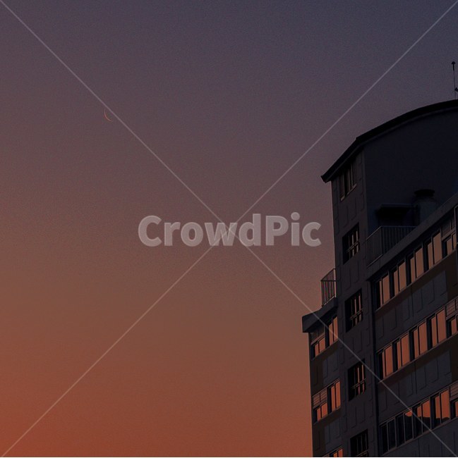 새벽,일출,일몰,노을,하늘,손톱달,하늘색,아파트,야경,밤,풍경,nightscape,night,landscape,감성,sensible,feeling,건축물,건물외관,exterior,building,structure,architecture,construction,nature,자연,outdoors,옥외