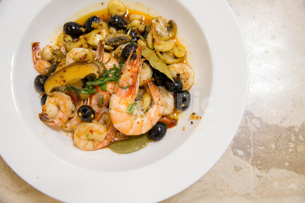 cooked,cuisine,delicious,dinner,dish,food,fresh,gambasalajillo,gourmet,healthy,lunch,meal,olive,plate,restaurant,sauce,seafood,shrimp,tasty,감바스,새우,해물요리,유럽전통요리,유럽음식,마늘,갈릭,음식,식재료,요리,food,cook,meal,dishes,food reserves,양식,서양음식,서양요리,western food,western dishes,western meal,western cook
