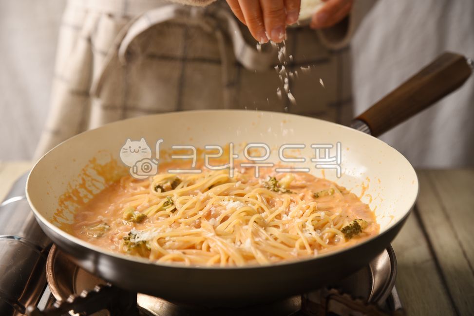 Cooking,ros,pasta,Pasta noodles,rose,rosepasta,cooking,rose pasta,food