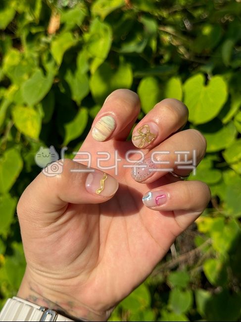 네일아트,네일,드로잉네일,유화네일,여름네일,심플네일