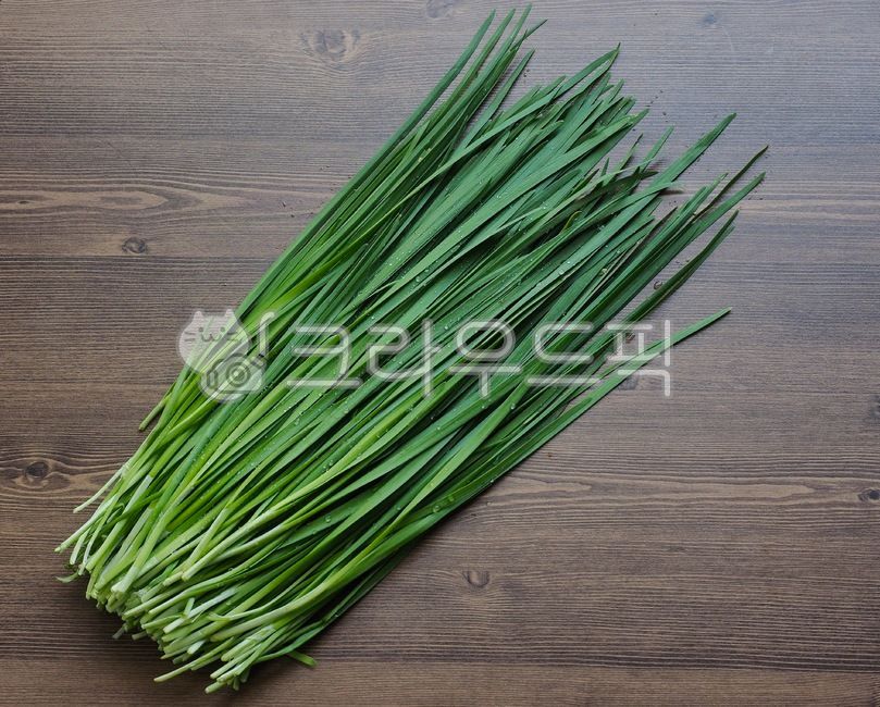 부추,유기농,유기농부추,채소,야채,음식,음식재료,녹색,chives,organic,organicleek,vegetable,food,foodingredients,green,배경,background,웰빙,웰빙음식,녹색채소,잎,잎채소,wellbeing,wellnessfood,greenvegetable,leaf,leafvegetable,식물,plant,음식,식재료,요리,food,cook,meal,dishes,food reserves,채소,야채,vegetables