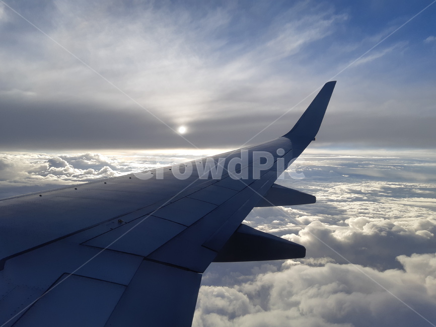 비행기,하늘,구름,해,비행기날개,노을,역광,airplane,sky,cloud,sun,sunset