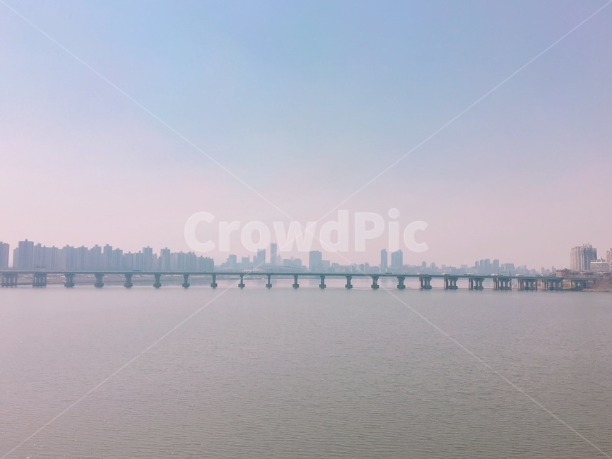 잠실철교,한강,한강다리,화창함,햇빛,봄,jamsilbridge,hanriver,bridgeofhanriver,sunshine,spring,한강뷰,hanriverview,도시,풍경,city,landscape,한국도시풍경,한국도시경관,korea cityscape,water,물,waterfront,워터 프론트