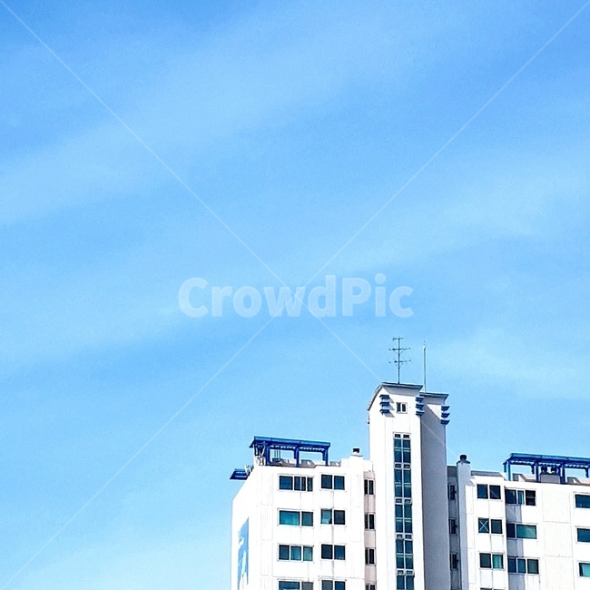 아파트,하늘,화창,밝은,낮,건축물,건물외관,exterior,building,structure,architecture,construction
