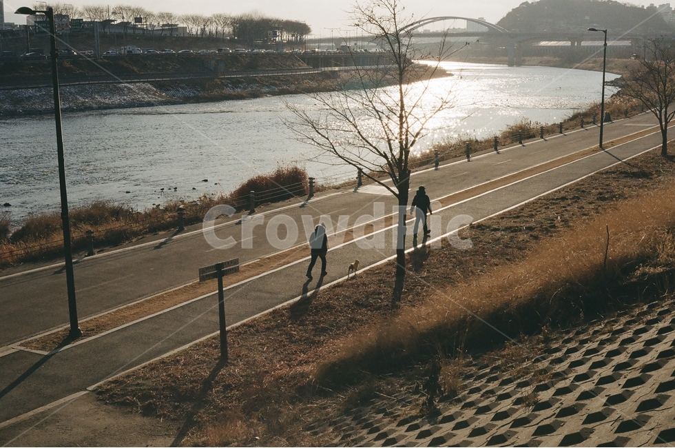 한강,산책,햇살,공원,강,나른함,햇빛,따뜻함,도시,풍경,city,landscape,한국도시풍경,한국도시경관,korea cityscape,사람들,대중,군중,other people,crowd,감성,sensible,feeling,road,도로,freeway,고속 도로,asphalt,아스팔트,highway,고속도로