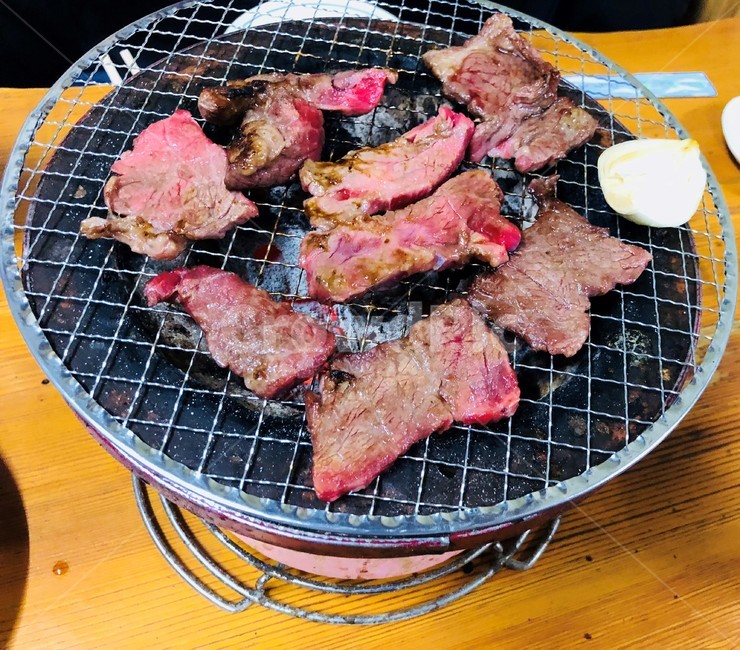 숯불,바베큐,고기,구이,야외,음식,식재료,요리,food,cook,meal,dishes,food reserves,육류,고기,meat