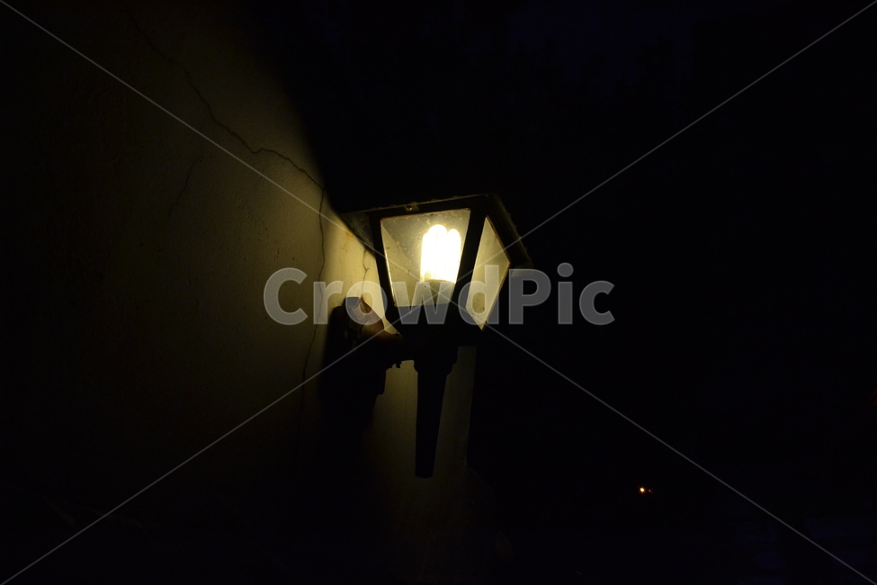 lamp,램프,전등,벽,갈라짐
