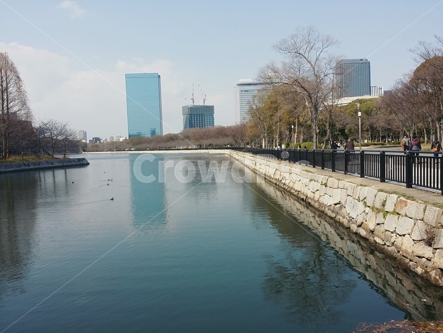 오사카공원,공원,빌딩,호수,도시호수,인공호수,겨울
