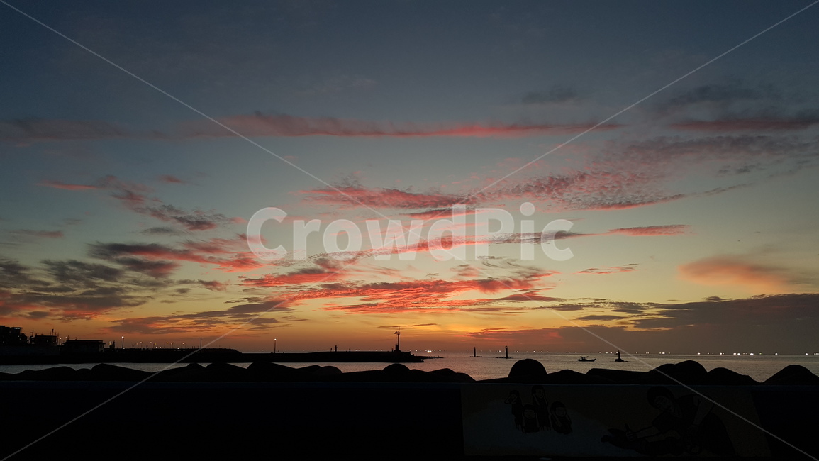 노을,구름,제주,바다,일몰,자연,풍경,nature,landscape,outdoors,옥외,dusk,황혼,sunset,dawn,새벽,sky,하늘,red sky,붉은 하늘