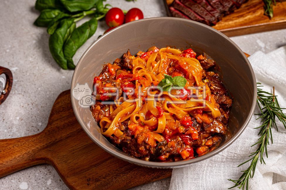 Wagyu Pasta,meat,beef,raw meat,pork,food