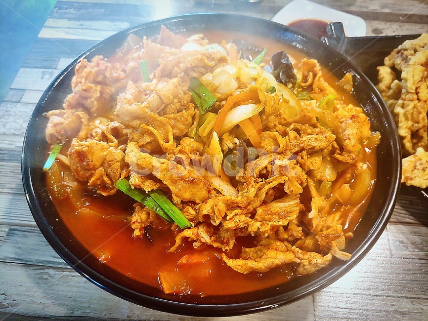 음식,food,요리,식사,고기,중국집,중화요리,짬뽕,고기짬뽕,면요리,매운,매운요리