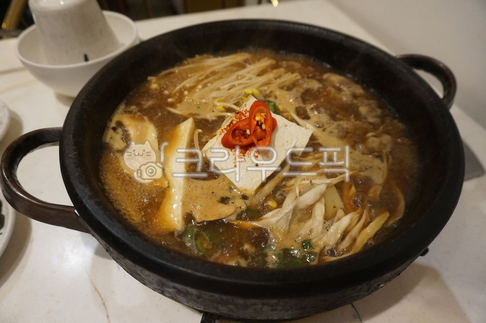 음식,차돌박이된장찌개,된장찌개,찌개,한식,국물,국물음식,한국음식,맛있는,food,두부,콩나물