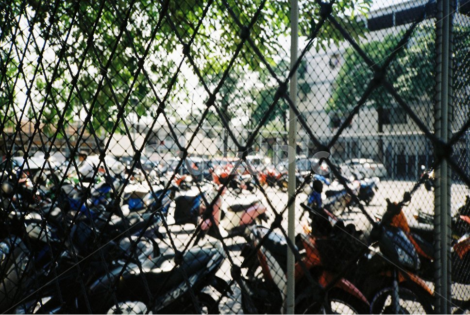 태국,오토바이,철창,젊음,여름,청춘,감성,sensible,feeling,교통,교통수단,traffic,transportation,wheel,바퀴,machine,기계