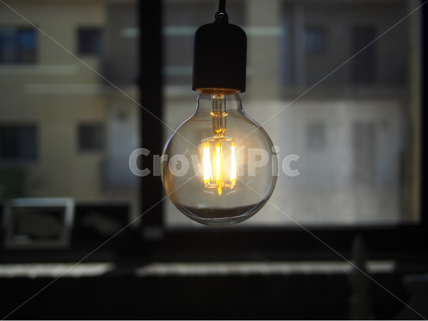Outfocusing,light,bulb,bright,fire,filament