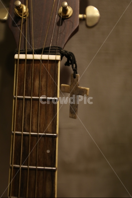 기타,십자가,통기타,어쿠스틱기타,악기,음악,music,musicalinstrument,cross,guitar,acousticguitar,종교,신앙,religion,belief,faith,악기,음향기기,musical instrument,musical equipment