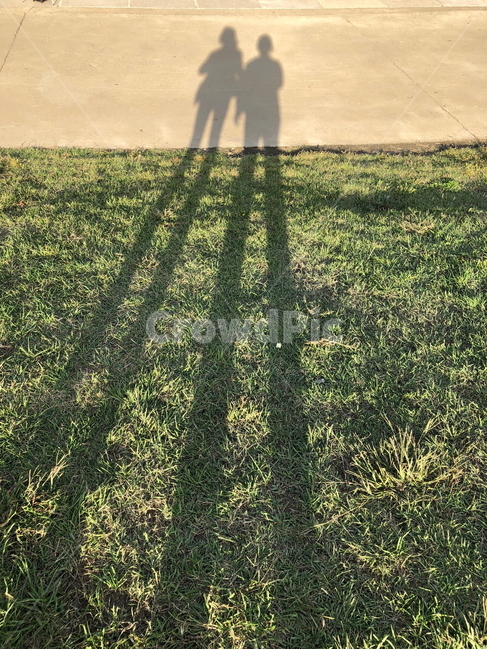 잔디,풀,그림자,두사람,shadow