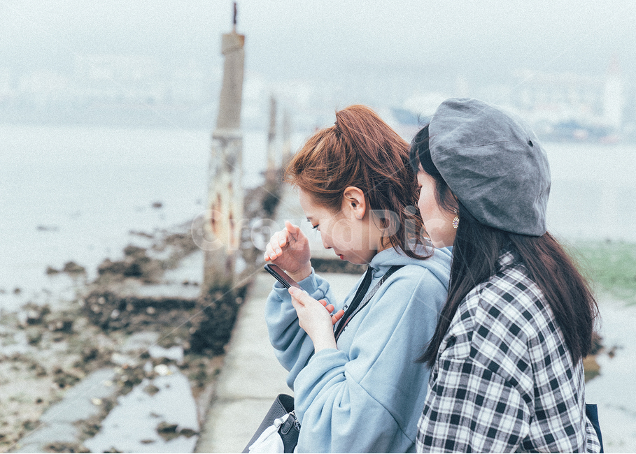 마카오,꼴로안빌리지,콜로안빌리지,해안가,인물사진,photo,portrait,여행,자매,sister,macau,여자친구,여동생,사람,인물,인간,human,person,여성,여자,woman,female,lady,친구,우정,friendship,companion,여행,휴가,traveling,vacation,trip,패션스타일,의상,fashion,style,감성,sensible,feeling