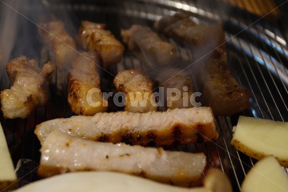 돼지껍데기,껍데기,구이,고기,삼겹살,돼지고기,음식,식재료,요리,food,cook,meal,dishes,food reserves,육류,고기,meat