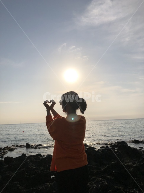 바다,곽지해수욕장,하트,heart,jeju,제주도,햇살,사랑,뒷모습,인물,사람,인물,인간,human,person,여성,여자,woman,female,lady