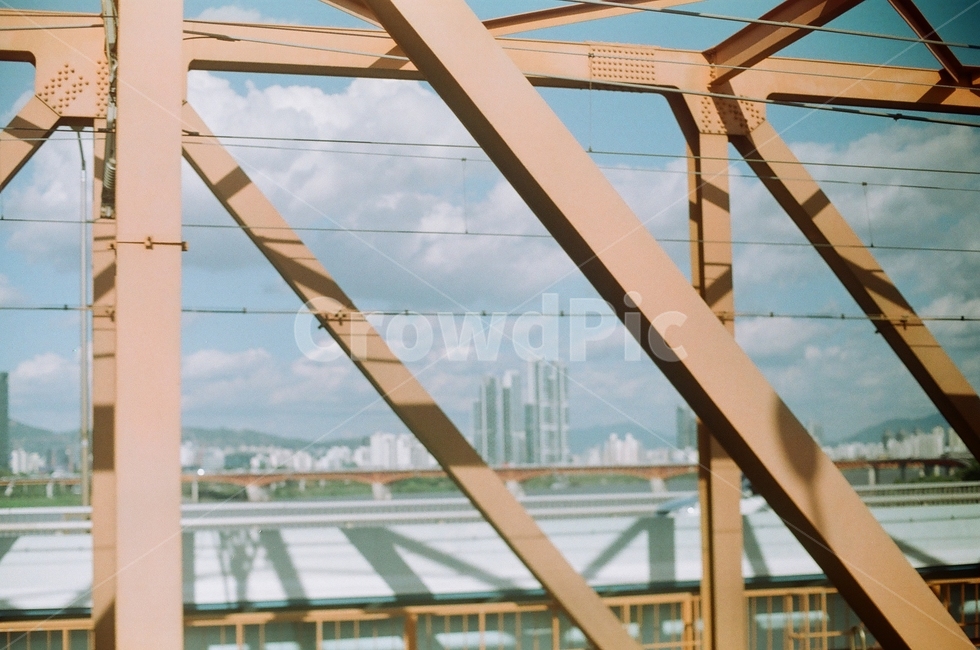한강,river,architecture,건축물,building,건물,structure,밝음,낮,감성,mood,무드,따스함,구조물,서울,일상,색감,emotion,daily,sensible,feeling,healing