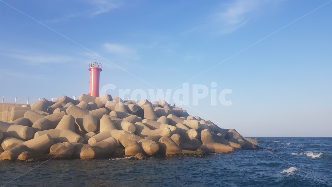 바다,등대,테트라포트,하늘,방파제,tetrapod,lihgthouse