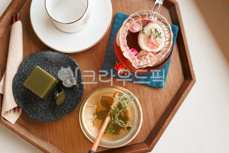 배경,배경이미지,자연,풍경,감성,무드,분위기,다과,양갱,꽃차,차,티타임,카페,음료