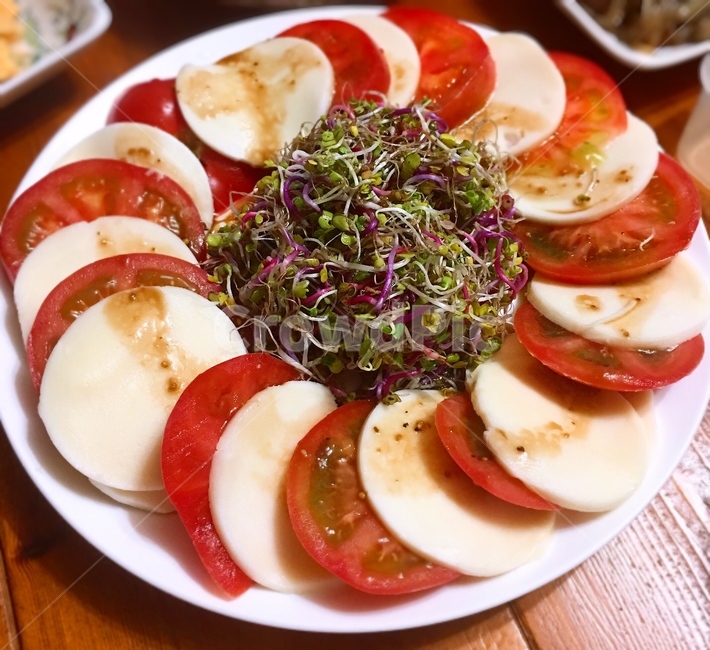 카프레제,샐러드,토마토,치즈,요리,음식,capreze,salad,tomato,건강,헬스웨어,헬스케어,healthware,health care,음식,식재료,요리,food,cook,meal,dishes,food reserves