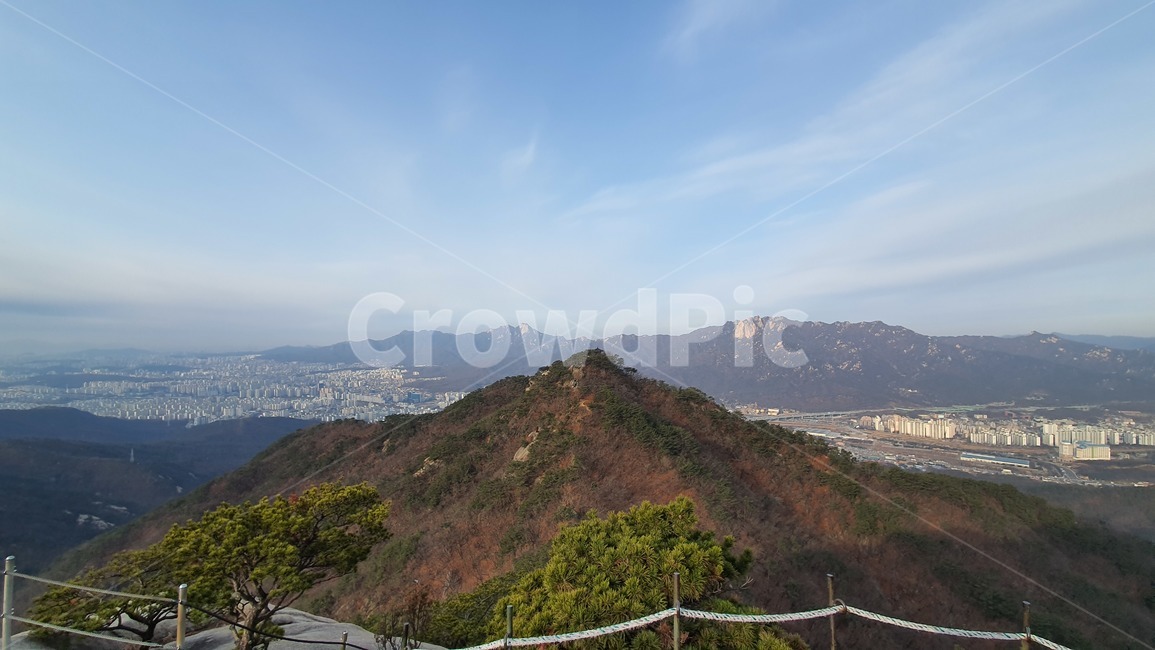 산,mountain,nature,자연,outdoors,옥외,countryside,한지방,hill,언덕,tree,나무,plant,식물,treetrunk,나무줄기,경치,전경,landscape