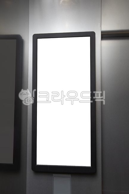 엘리베이터,광고,스크린,목업,광고게시판,미디어,보드,실내,배너,게시판,보드판,영상,디지털,실내광고,송출,정보,안내